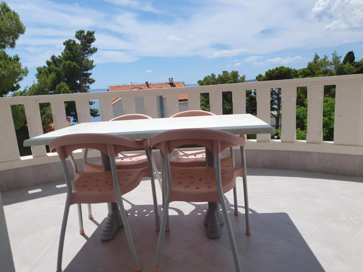 Apartmani Loncar Brela Zewnętrze zdjęcie