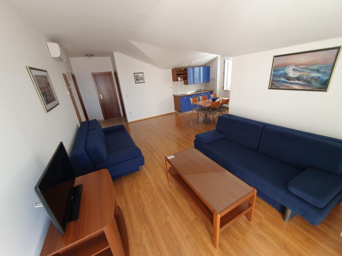 Apartmani Loncar Brela Zewnętrze zdjęcie